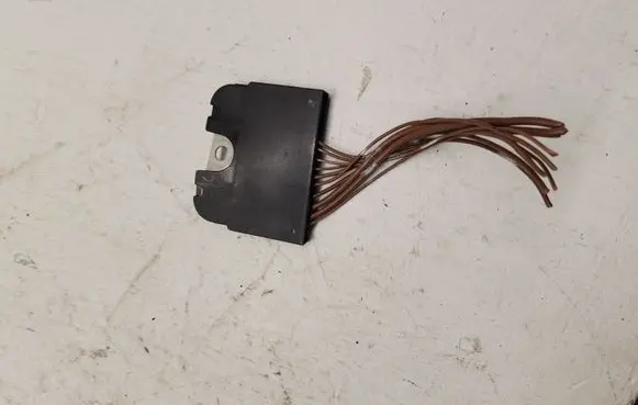 BMW 6 F12 F13 Fuse 8364529