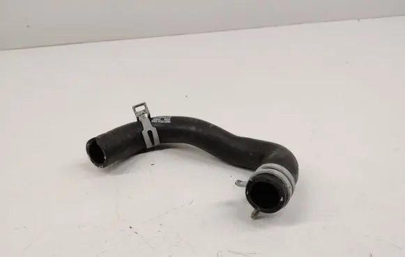 Volvo V60 Engine coolant pipe/hose 31493272