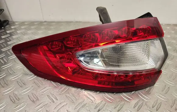 Ford Mondeo MK V Rear/tail lights DS7313405CH 21050103 22815