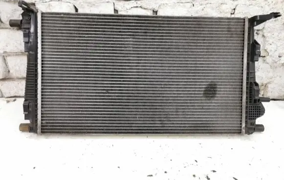 Renault Megane III Coolant radiator