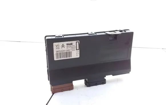 Peugeot 607 Seat control module 9650281980