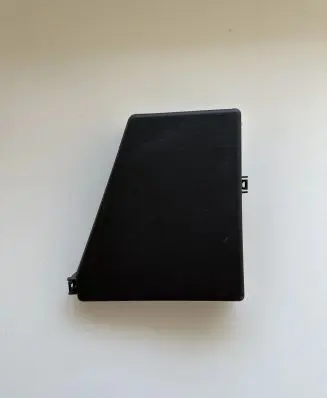 Subaru Outback (BT) Fuse box cover