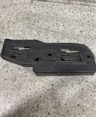 Volkswagen PASSAT B5.5 Front bumper mounting bracket 3B0807183E