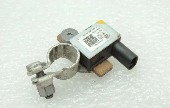 Opel Insignia B Battery control module 13526053 13517335
