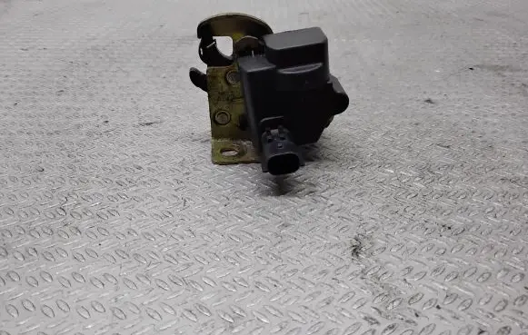Jeep Grand Cherokee (WJ) Tailgate window lock/catch/latch 