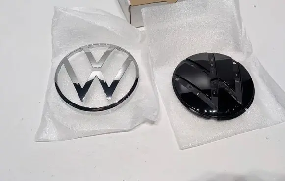 Volkswagen Arteon Manufacturer badge logo/emblem 5H0898633