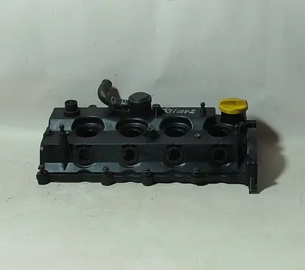 Opel Zafira B Rocker cam cover 8980011422