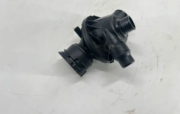 BMW 1 F20 F21 Thermostat 7598865