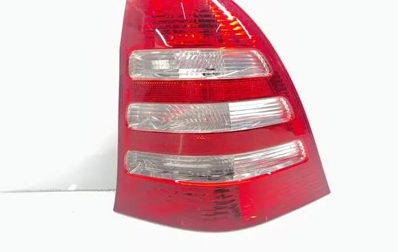 Mercedes-Benz C W203 Rear/tail lights 2038202464