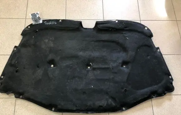 Volkswagen Touareg I Engine bonnet/hood sound/heat insulation 