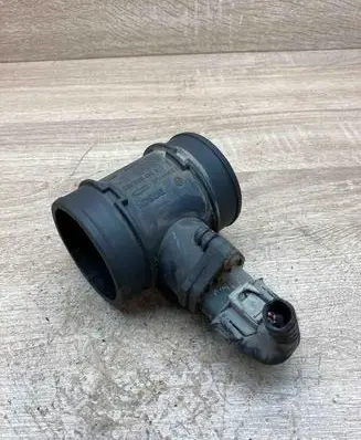 Audi 100 S4 C4 Mass air flow meter 0281002180
