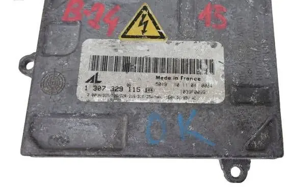 Audi A4 S4 B6 8E 8H Headlight ballast module Xenon 1307329115