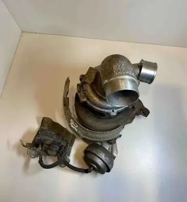 Toyota Corolla Verso E121 Turbo 0A0466