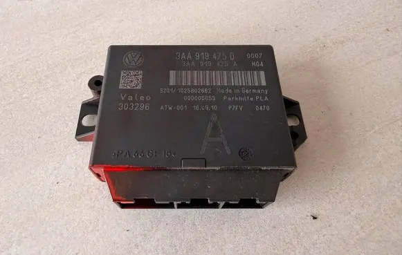 Volkswagen PASSAT B7 Parking PDC control unit/module 3AA919475D