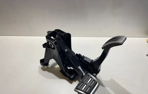 Volkswagen Golf VIII Pedal assembly 5Q1723058CH 5Q1723503K 762135154165