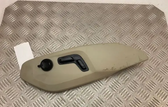 Volvo XC90 Seat control switch 31419580