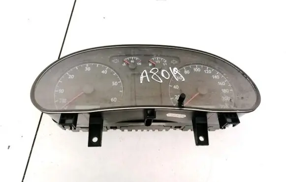 Volkswagen Polo Speedometer (instrument cluster) 110080124023A