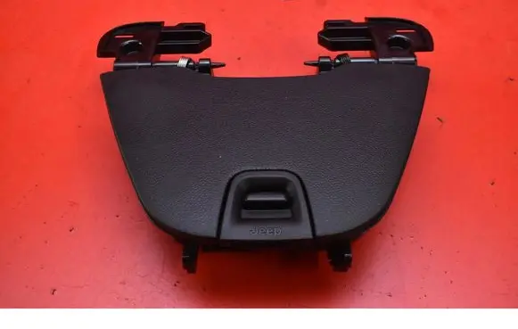 Jeep Grand Cherokee Glove box 1WG51TRMAA