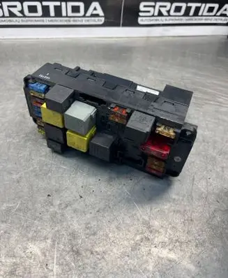 Mercedes-Benz C W203 Fuse box set 0025459301 5DK00797320