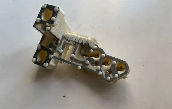 BMW 3 E90 E91 Tail light bulb cover holder 7211218 218122