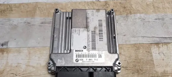 BMW 3 E90 E91 Engine control unit/module 0281013251 7801711 031288736