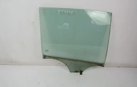 Renault Megane II Rear door window glass 