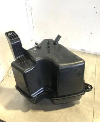 Mercedes-Benz Sprinter W907 W910 AdBlue liquid reservoir A9104700000 A0994711400