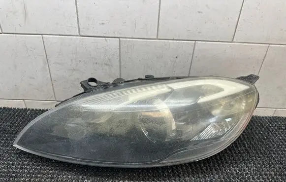 Volvo V40 Headlight/headlamp 31283334