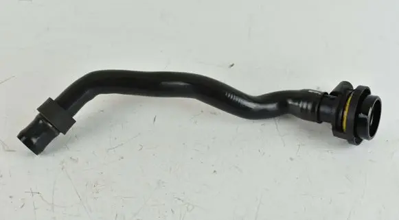 Mercedes-Benz C W205 Breather hose/pipe A6510105811