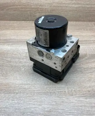 Volvo XC60 ABS Pump 31329139 P31329139
