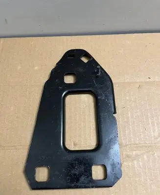 Audi A4 S4 B8 8K Engine mounting bracket 8K0805500