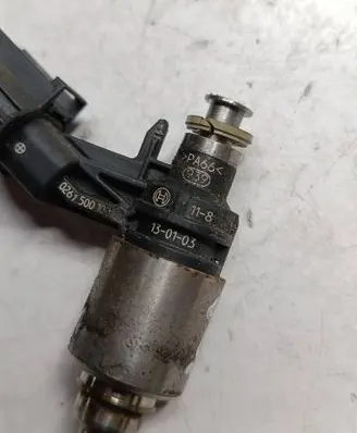 KIA Ceed Fuel injector 35310-2B110 0261500100 B1129209
