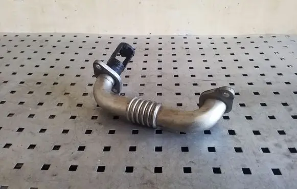 Chevrolet Captiva EGR valve line/pipe/hose