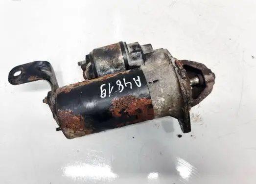 Opel Zafira A Starter motor 1005831230