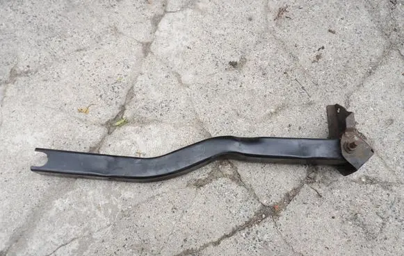 Ford Kuga II Engine mounting bracket 26813