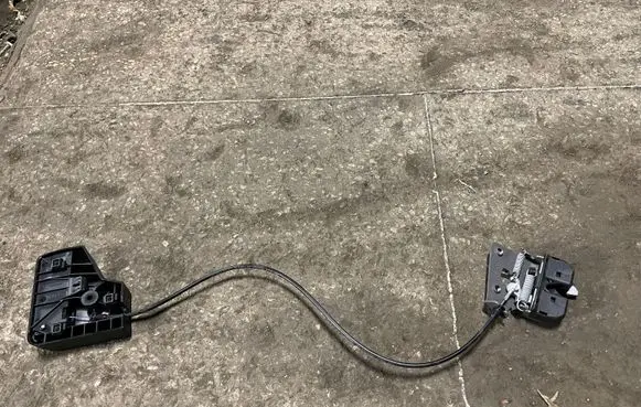 BMW 4 F32 F33 Seat back rest lock catch 7112864