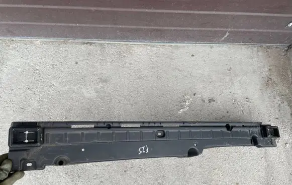 BMW X3 F25 Spare wheel section trim 9175126
