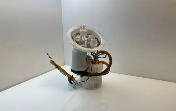 BMW 4 F36 Gran coupe In-tank fuel pump 7243975 97517434608