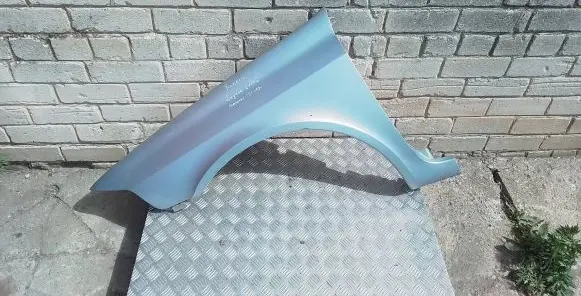 Renault Laguna II Fender 8200295803