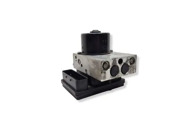 Volvo V70 ABS Pump 30714956
