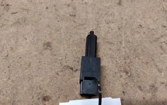 Clutch pedal sensor