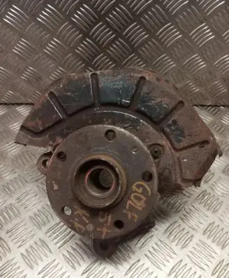 Volkswagen Golf Plus Front wheel hub