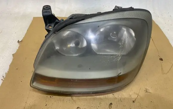 Nissan Almera Tino Headlight/headlamp 964323