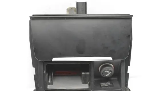 Audi A5 8T 8F Ashtray (front) 8K0857951