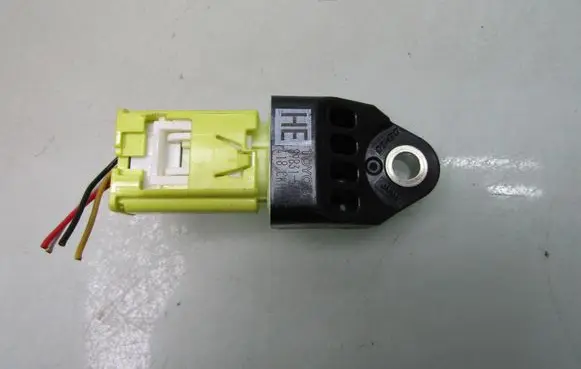 Lexus IS III XE30 Airbag deployment crash/impact sensor 8983153050