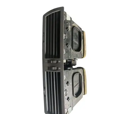BMW 7 E65 E66 Dash center air vent grill 8223599