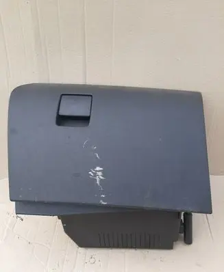 Opel Astra H Glove box 013148935S