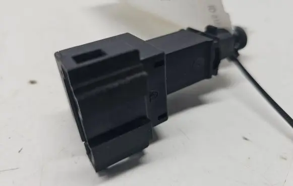Volkswagen Golf IV Brake pedal sensor switch 1J0945511A