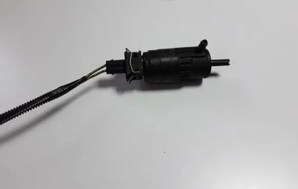 Windscreen/windshield washer pump