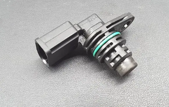 Volkswagen PASSAT CC Camshaft speed sensor 030907601E